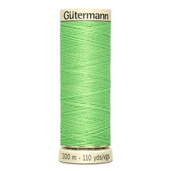 filo Sew-all verde caramella 153 di Gutermann