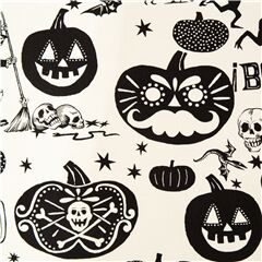 Tela crema calavera esqueleto calabaza luna gato escoba estrella Tela de Alexander Henry