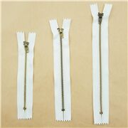 Cremallera de metal blanca de 11,7cm