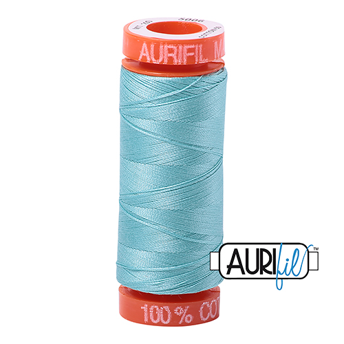 Kleine Spule 50WT Helltrkis 5006 Baumwollfaden von Aurifil