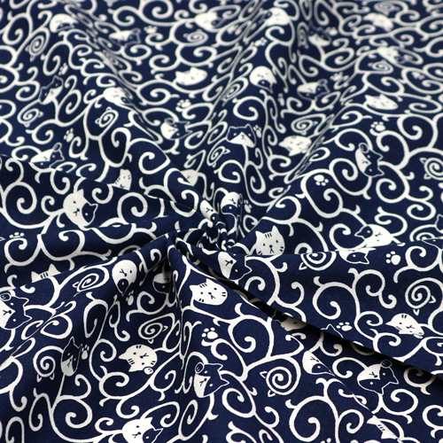 Cat Swirling Karakusa Traditional Furoshiki 2