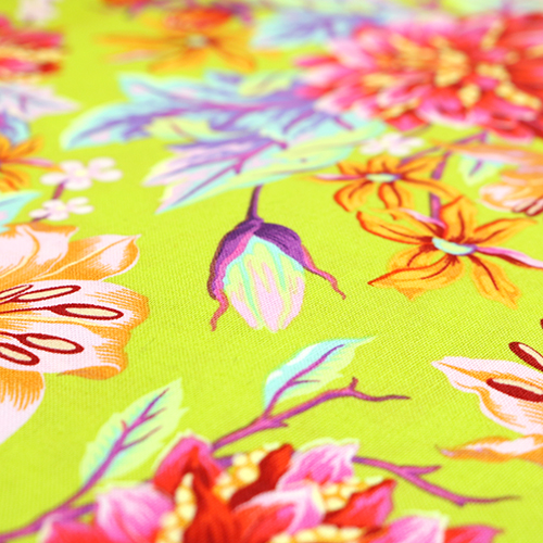 Tula Pink Ciao Dalia Moonbeam Lime Floreale 5