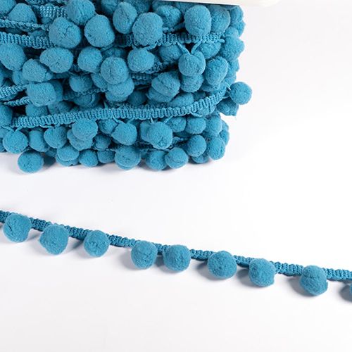 Bordo Con Pompon - Blu Petrolio