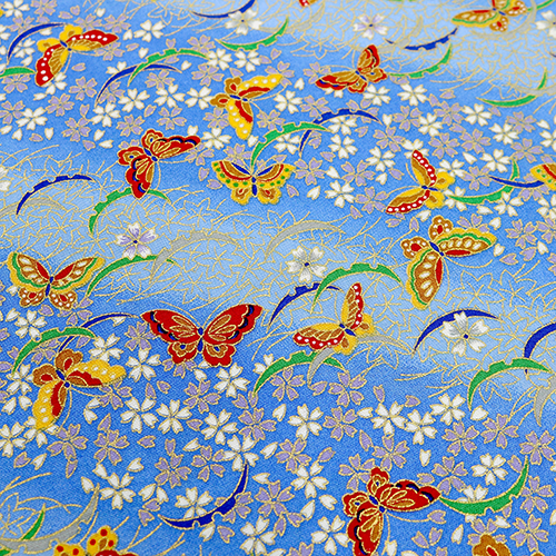 Papillon Doré Japonais Fleur de Sakura 5