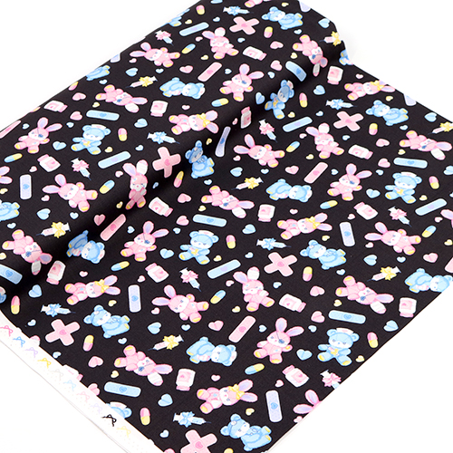 Menhera Conejo Oso Corazones Tiritas Negro 3