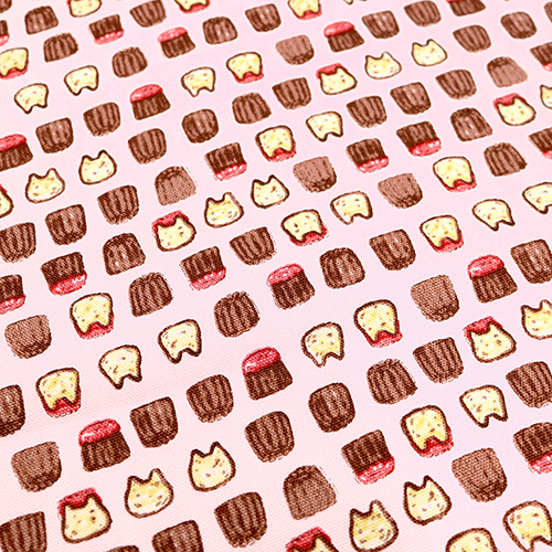 Canelé Mini Pâtisserie Chat en Rangées 5