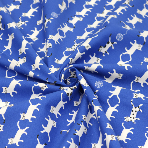 Chats blancs marchant Simply Pallet 2