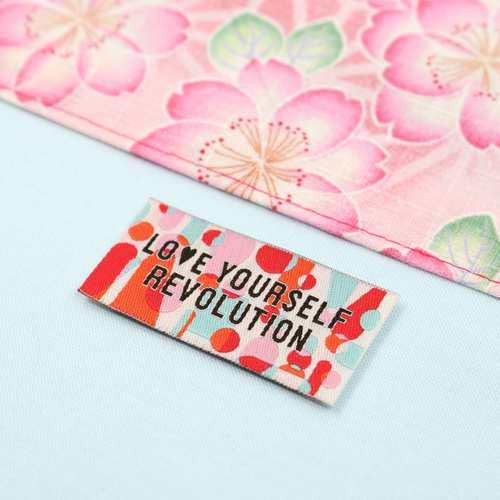 Rivoluzione Ama Te Stesso Etichette Da Cucito 1