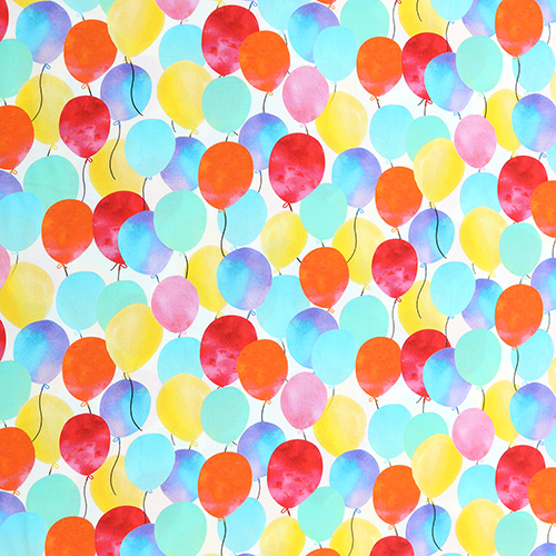 Bunte Partyballons Pastellhell Stoff von Timeless Treasures