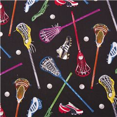 Tissu en coton noir crosses de lacrosse, chaussures multicolores, balles, sport Tissu par Elizabeth's Studio