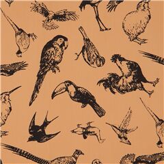 Tissu marron-orange avec des animaux tropicaaux, des toucans, des perroquets Tissu par Japanese Indie
