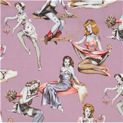 Beauts Et Cerveaux Filles Pin-up Zombies Tissu par Alexander Henry