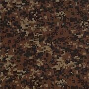 Tissu en coton avec un motif de camouflage vert forêt numérique
