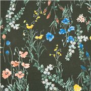 grüner japanischer Blumenbatist Stoff mit wunderschönen bunten Wiesenblumen