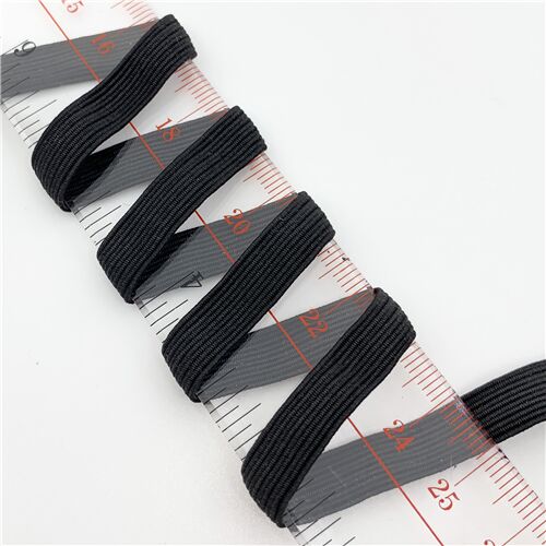 Goma negra de 0,8cm de ancho 3