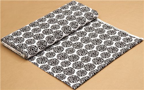 Black and white flower fabric par Robert Kaufman 3