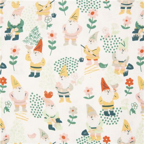 Tela algodn crema de Dear Stella con plantas en jardn y gnomos Tela