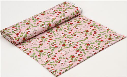 Remnant (47 x 109 cm) - Hello Kitty strawberry garden oxford fabric in peach-pink 4