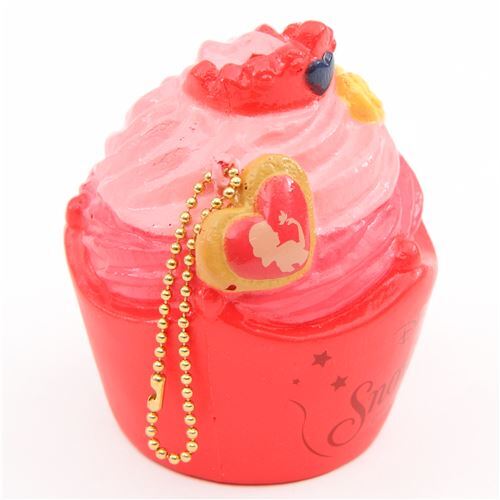Snow White cupcake squishy 3