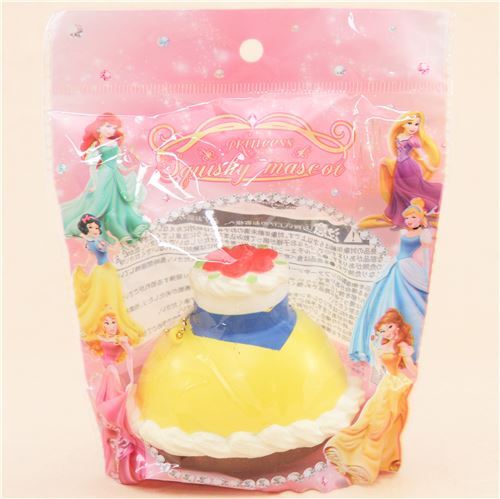 Squishy en forme de tartelette avec la robe de Blanche-Neige 3