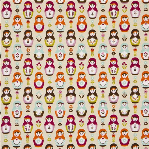 Tissu Riley Blake crème avec des Matriochkas et des fleurs 0