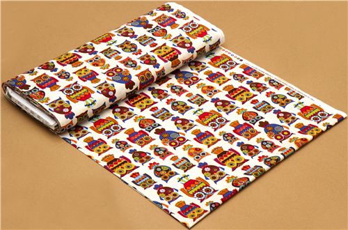 cremefarbener Designer Stoff mit bunten verzierten Eulen 3
