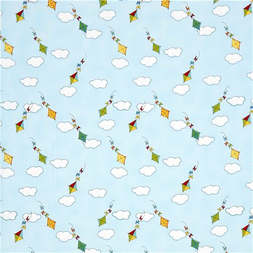 hellblauer Designer Stoff mit bunten Drachen und Wolken 2