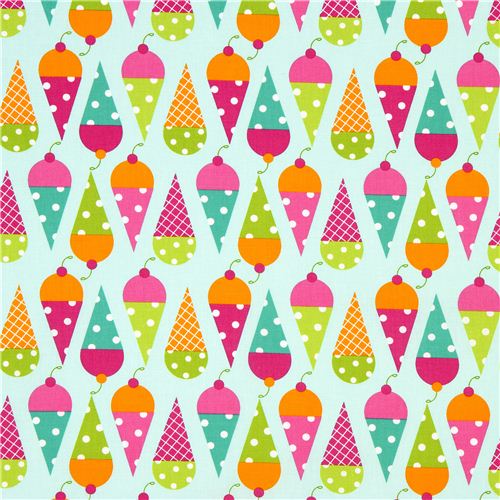 light blue fabric with ice cream cone de Robert Kaufman 2