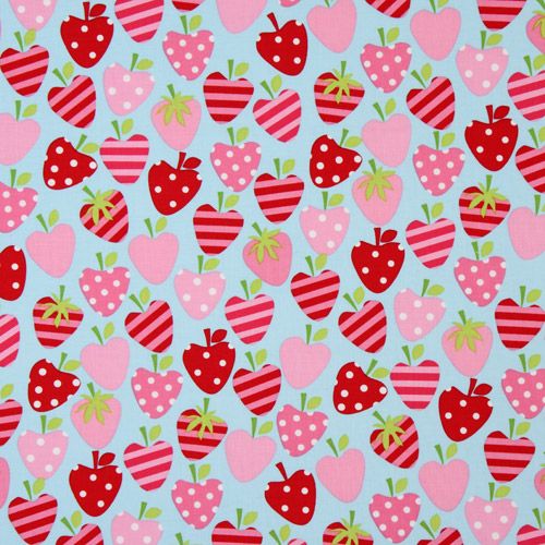 light blue heart-strawberries fabric Realizzato da Robert Kaufman 2