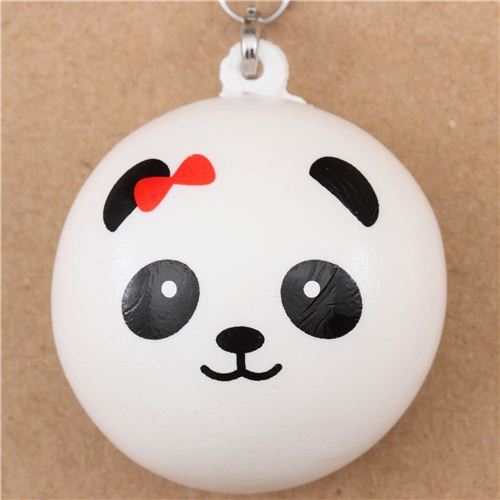 ciondolo squishy panda fiocchetto rosso 2