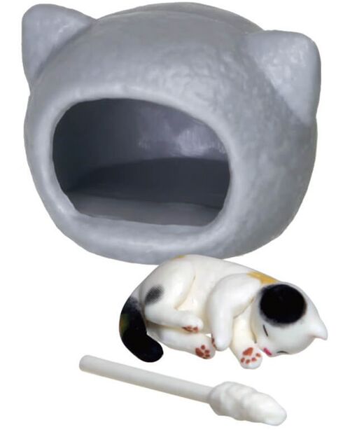 random Gashapon cat and cat houses capsule toys 4