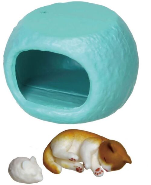random Gashapon cat and cat houses capsule toys 6