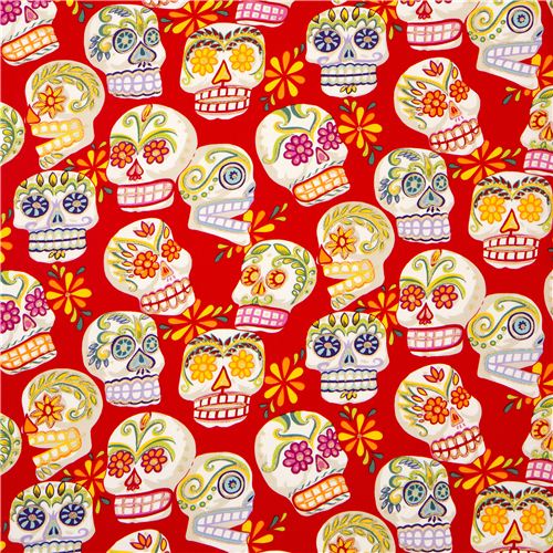 Tela roja de Alexander Henry con calaveras decoradas 2