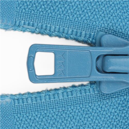 Fermeture clair bleu ciel YKK 39 cm en plastique 3
