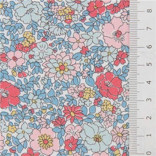 Chutes de tissu de (26 x 110 cm) - Tissu Liberty Fabrics avec des petites fleurs de jardin entass�es 2