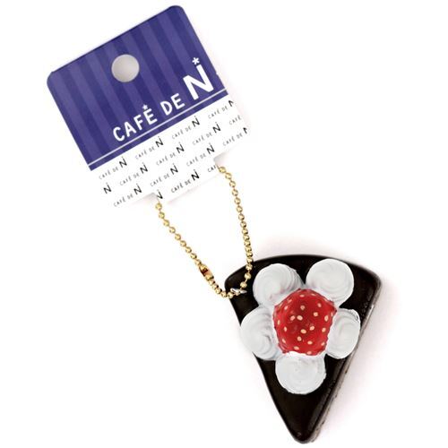 small piece of chocolate cake white cream strawberry squishy Cafe de N 4