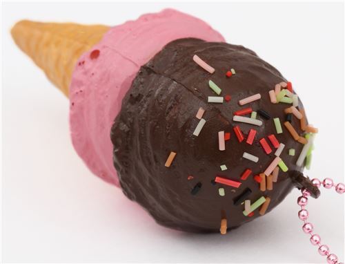 two layer pink brown sprinkles ice cream squishy Cafe de N  3
