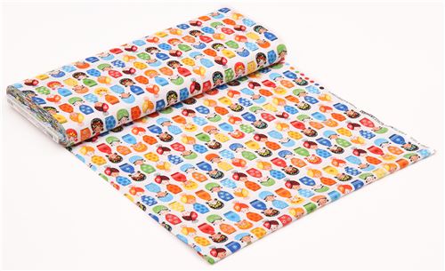 Tela blanca con mujeres traje de colores de Robert Kaufman Little Senoritas 3