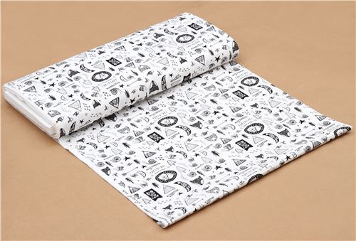 Fat Quarter (50 x 56 cm) - Weißer Stoff mit schwarzen Tieren, Bäumen und Bergen von Dear Stella USA 3